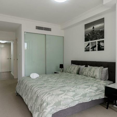 Апартаменти 91 Liverpool Street, World Tower Сідней Екстер'єр фото